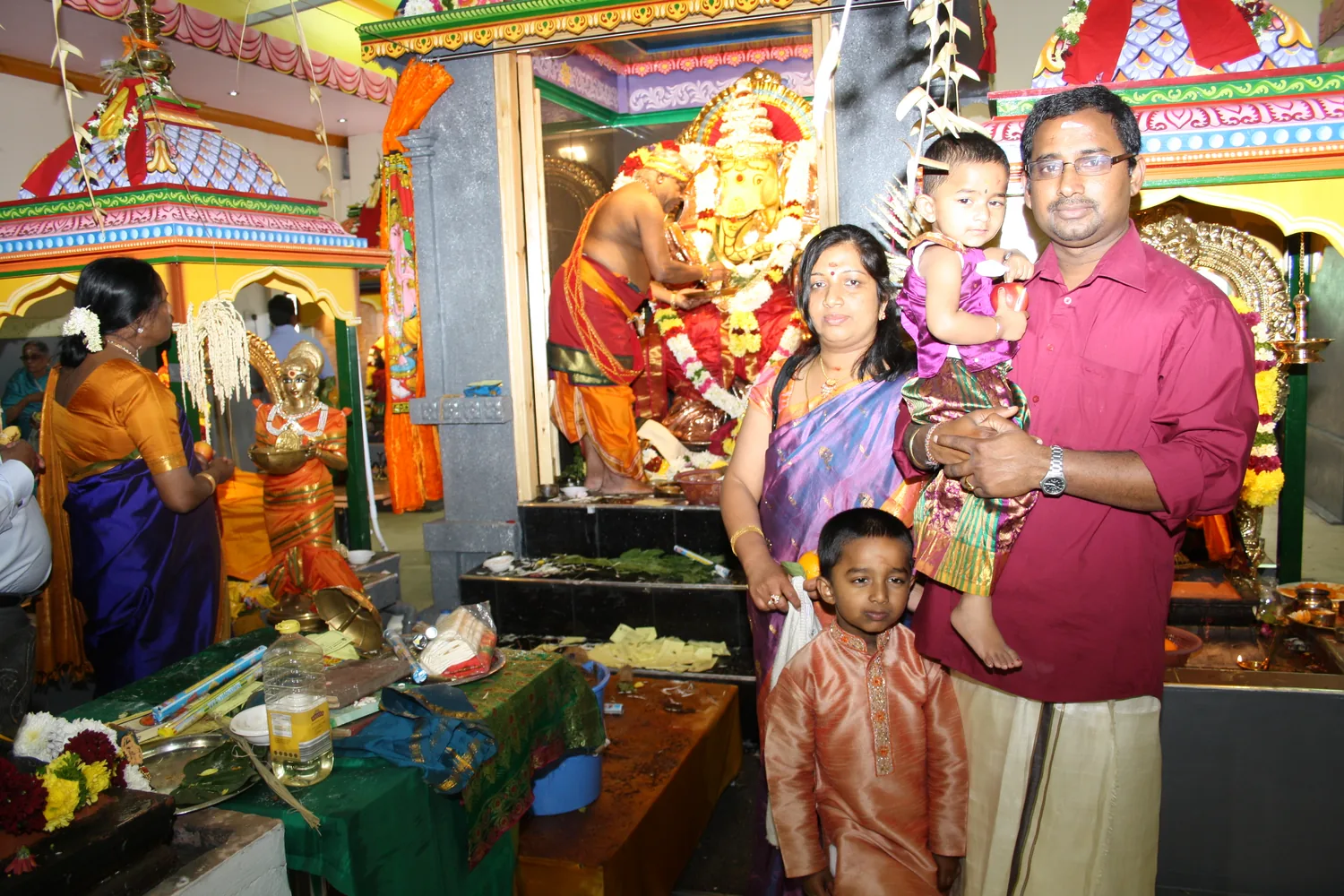 A family before the shrine.