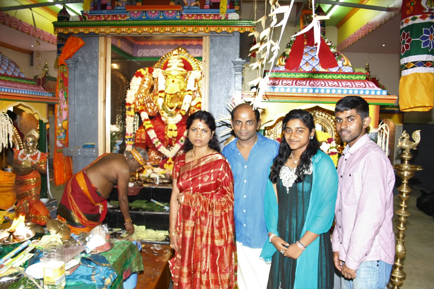 A family before the shrine.
