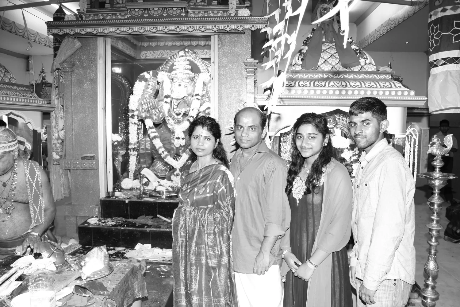 A family before the shrine.